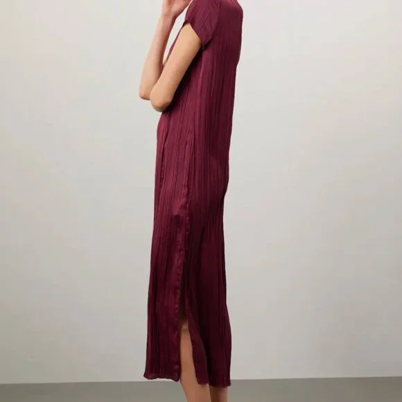 NWT Madewell Short-Sleeve Slip Midi Dress in Burgundy Plissé Size M - Picture 7 of 7